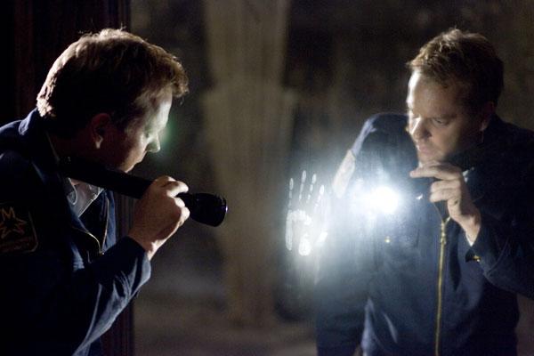 Зеркала (Mirrors) 2008 - сюжет, трейлер на русском, отзыв о фильме ...